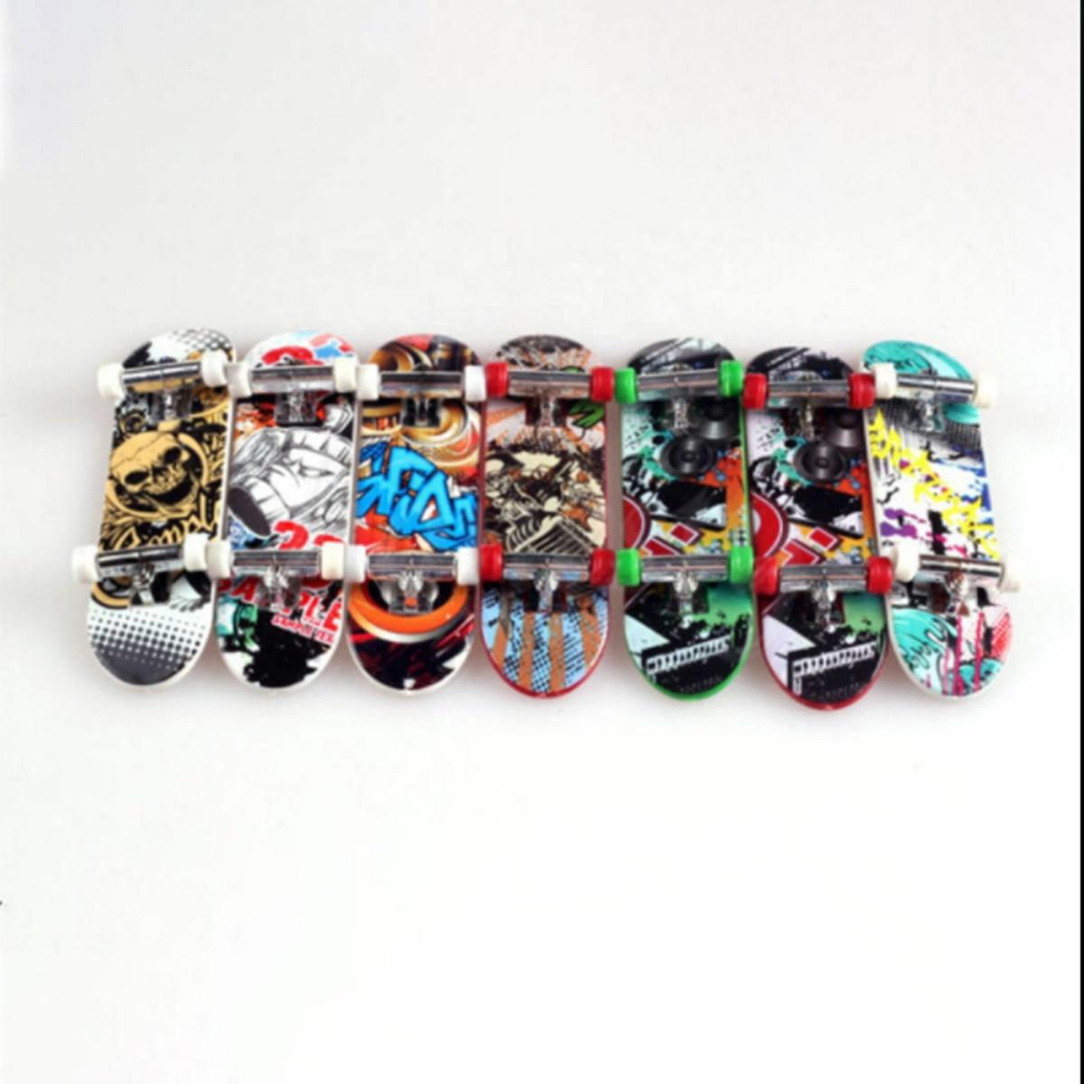 New Fidget Toys Games Fingerboard Skateboard Plastic Mini Finger Boards Skate Truck Finger Skateboard for Kid Toy Popular Set