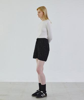 STEP AROUND Nef Wool Knit Half Pants_Black