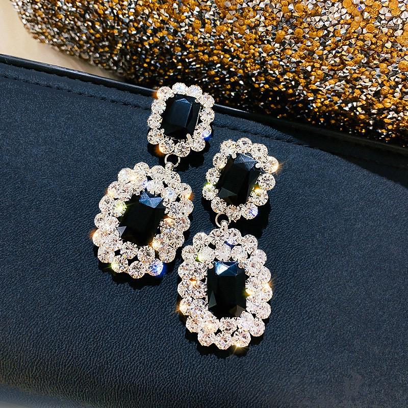 Silver Needle Diamond Water Drop Tassel Earrings - Elegant Court Style, Versatile & Luxurious Design.