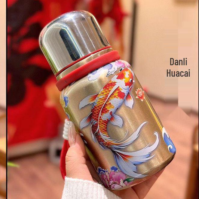 Trendy Peacock Koi 316 Stainless Steel Retro Insulated Cup for Girls – Stylish & Simple Design 600ml