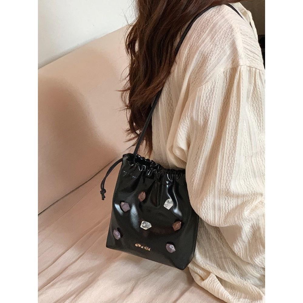 IELGY Сумка Treasure Girl с цветным камнем — фото 6