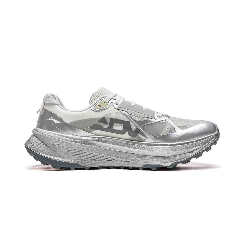 Li Ning Amortiguación Antideslizante Resistente a la Abrasión Rebote Caña Baja Zapatillas de Running de Montaña Unisex Gris Tiza ARNV023-4