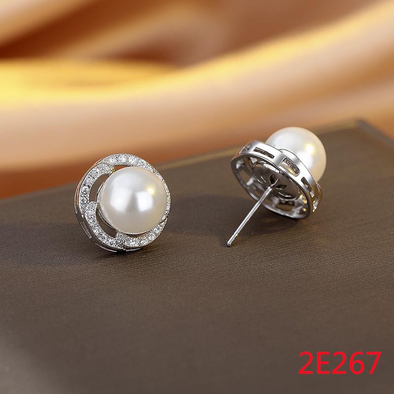 Temperament Light Luxury Design Stud Earrings + Exquisite High-End Earrings Women'S Earrings Customization