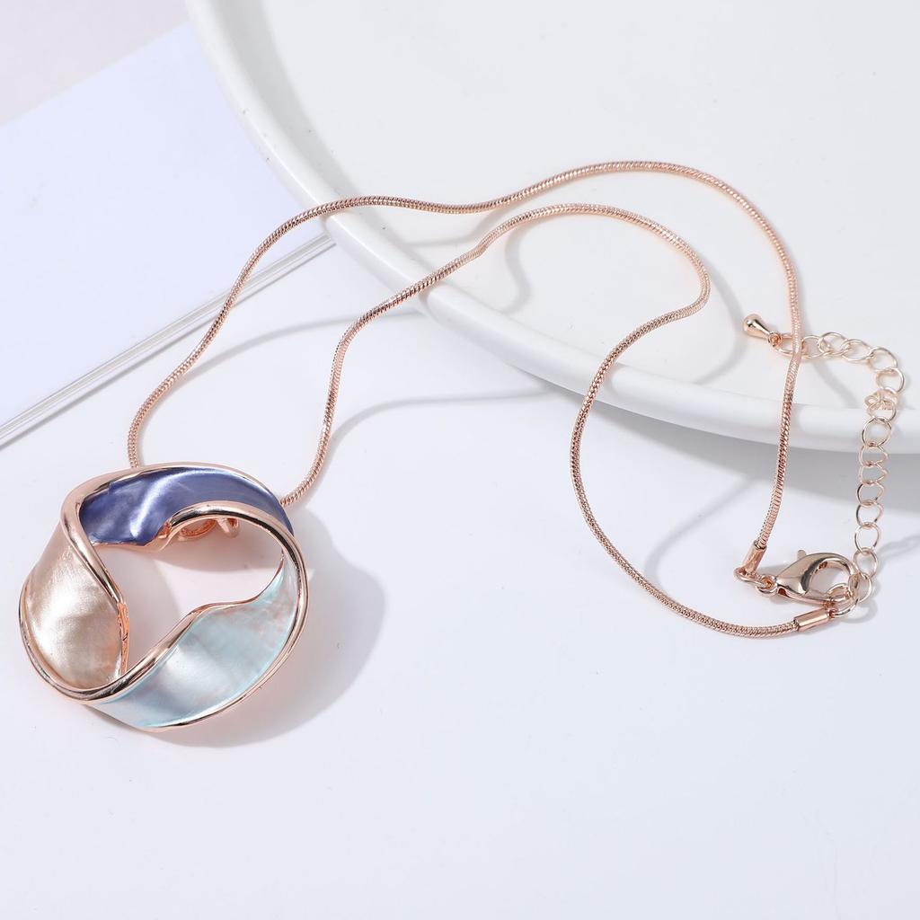 New Round Personality Hollow Round Geometric Color Pendant, Color Painted Oil Petal Ladies Clavicle Chain