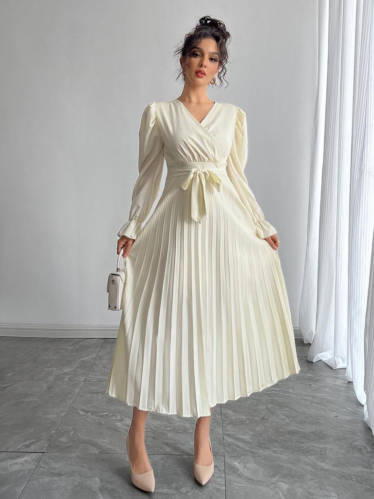 Hot Seller: 2025 European and American Spring/Summer Cross V-Neck Maxi Dress with Large Swing and Pleated Design