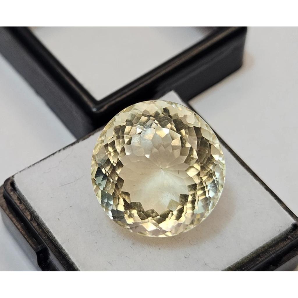 Round Cut Natural Light Yellow Sapphire 17-18 Ct Stunning Loose Gemstone