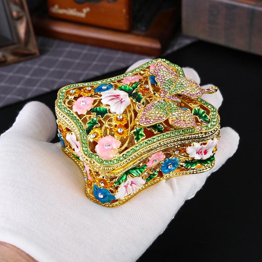 European butterfly rose diamond-encrusted square hollow jewelry box exquisite storage ring stud earrings flip cover storage ornament worker