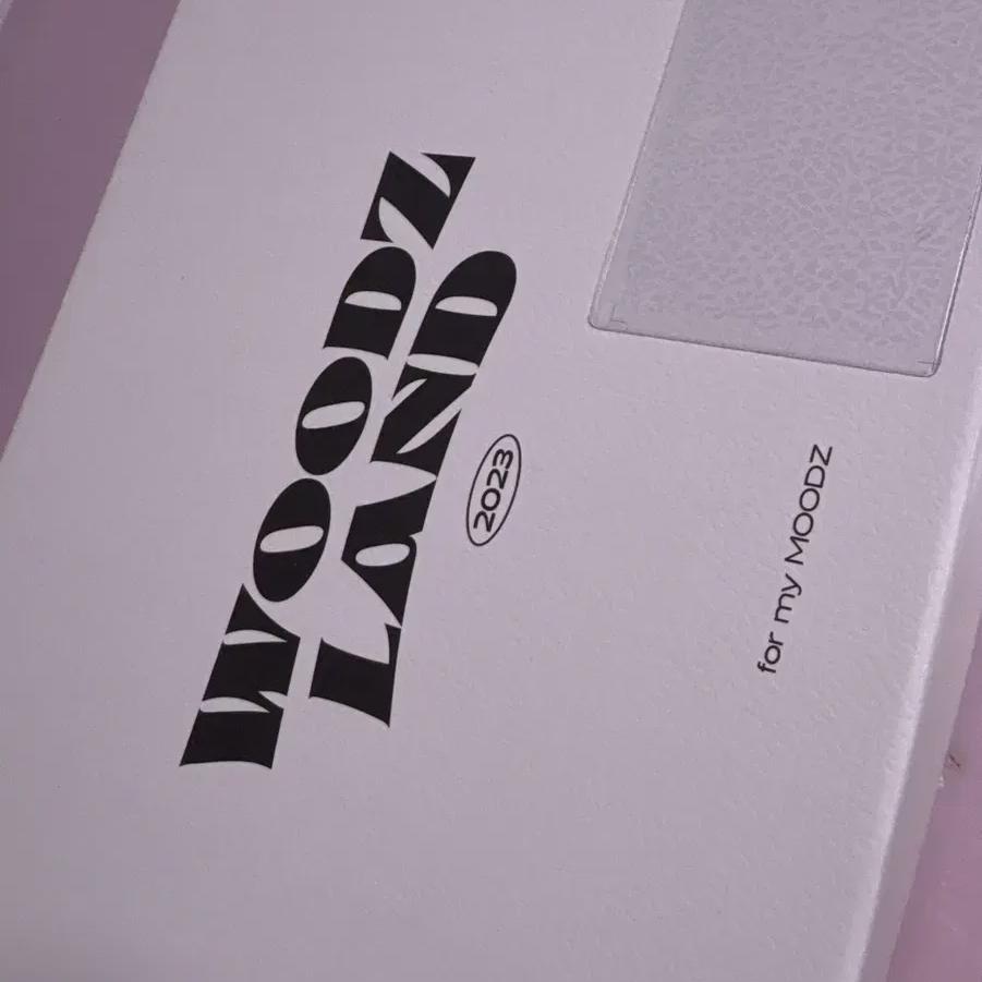

I Sell The Moods 2 Kit