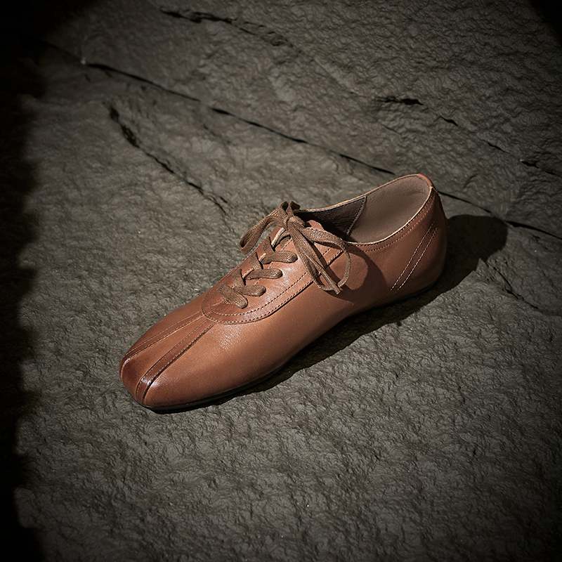 

Krazing Pot Натуральная кожа Зима Квадратный носок Размер 40 Толстый низкий каблук На шнуровке Модные гладиаторские Осенняя обувь 40 коричневый