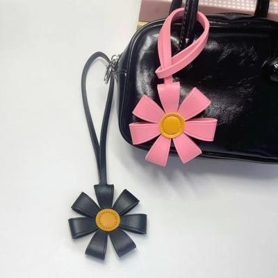 Flower Pendant Multi-Petal Design Faux Leather Bag Charm with Adjustable Strap Handbag Keychain Backpack Accessories