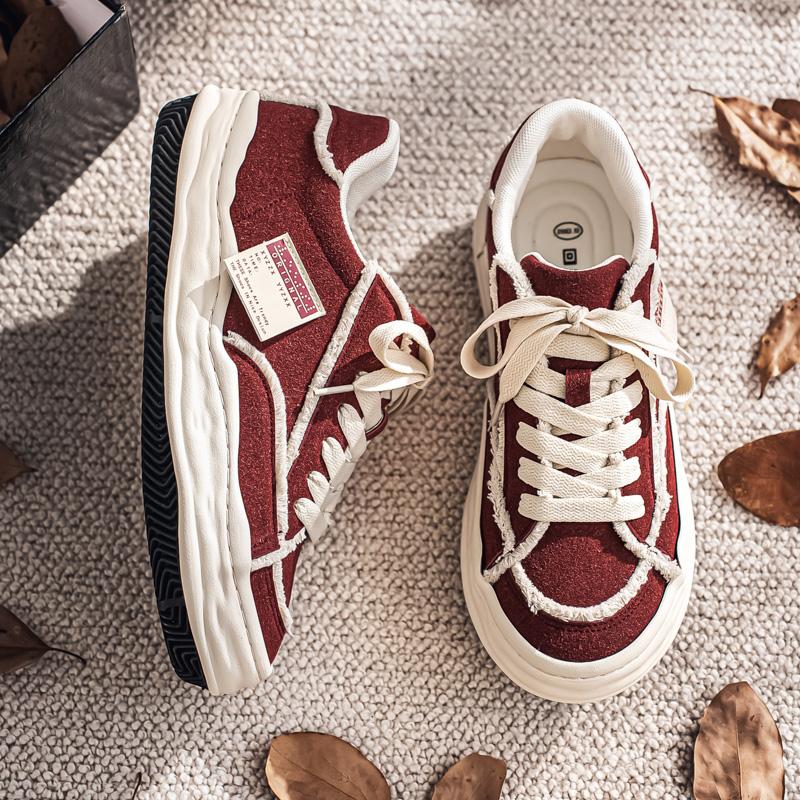 Fashion Suede Leather Mens Sneakers Fashion Trend Casual Shoes  Leisure Walking Casual Shoes Outdoor Skateboard Footwear Tenis Masculino