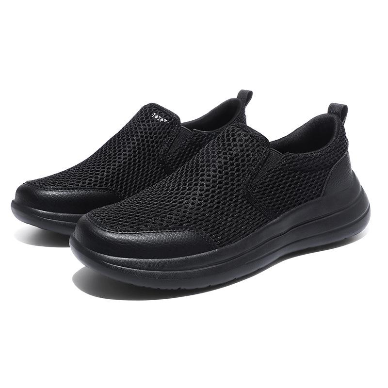 

Breathable Mesh Lightweight Slip-On Fashion Sports Shoes for Men 2025 Size 39 чёрный