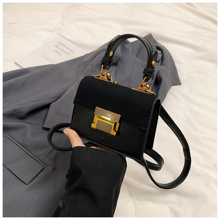 

Корейская ретро-портативная маленькая сумка женская 2024 новая модная маленькая квадратная сумка осень-зима универсальная сумка через плечо 20.5*8*15