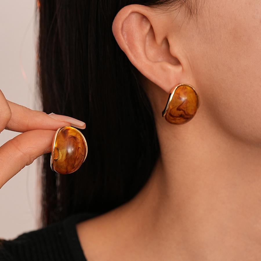 Women's Stud Earrings Retro Resin Oval Earrings Jewelry Accessories