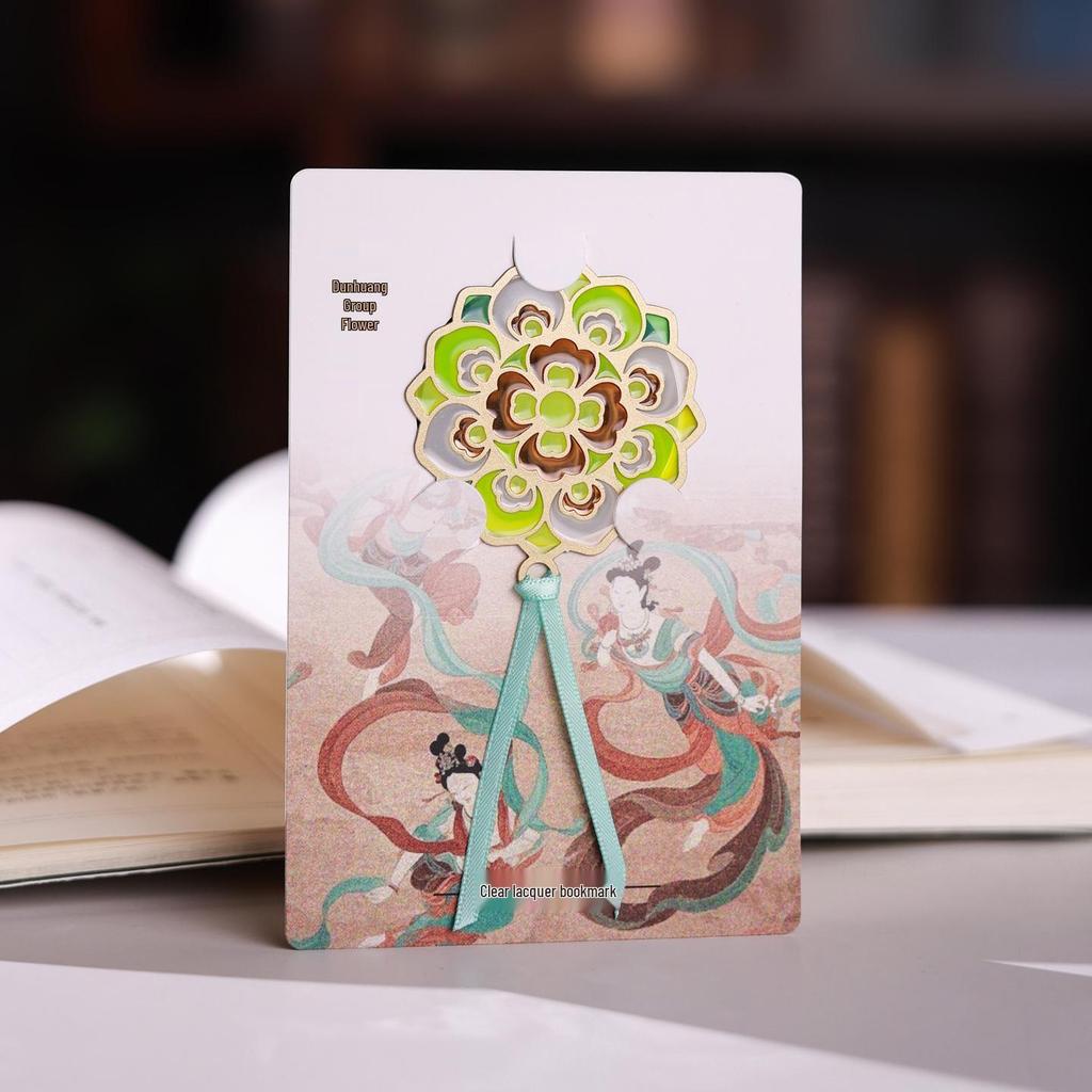 Retro Transparent Lacquer Flower Bookmark – Creative Gift for Students