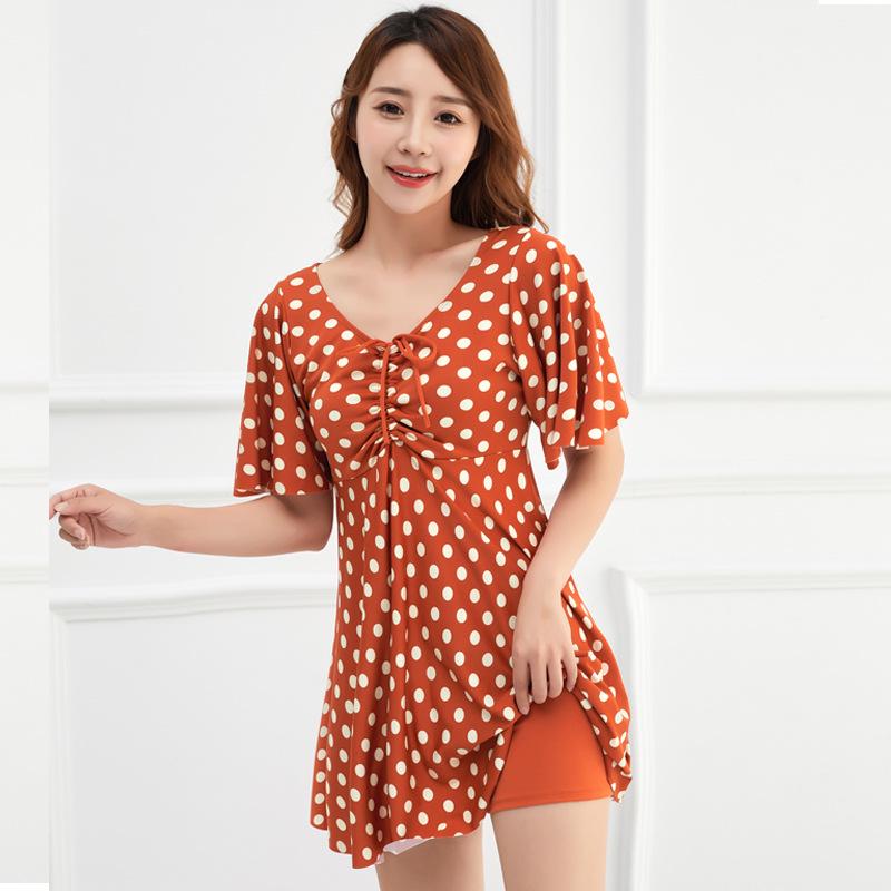 Plus Size Two-Piece Conservative Swimsuit for Women, Tummy-Concealing & Slimming Design, Skirted Bottom, Ideal for Hot Springs