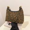 Elegant And Modern Leopard Print Pu Small Shoulder Bag With Chain Strap For Women