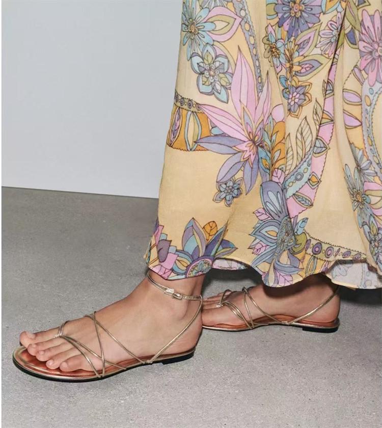 Fashion Gold Narrow Strap Cross Strap Design Flat Sandals Women Summer Sexy Women's Flip Flops Elegant Ankle Strap Dress Shoes Sandalias