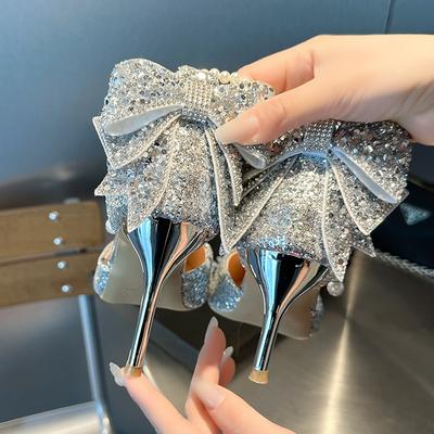 Chaussures de mariage argentées à talons hauts pour femmes, talons fins 2025 nouveau bout pointu strass nœud deux ports chaîne perlée chaussures simples