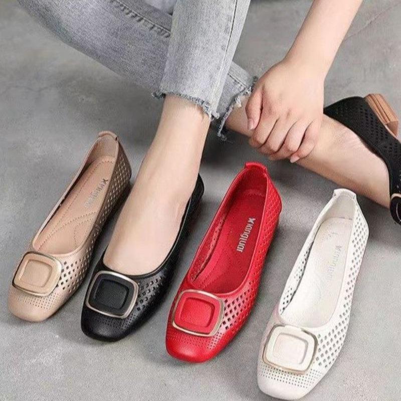 

New Hollowed-out Mom Shoes Shallow-soled Soft-soled Women s Shoes with Thick Heels 35 червоний