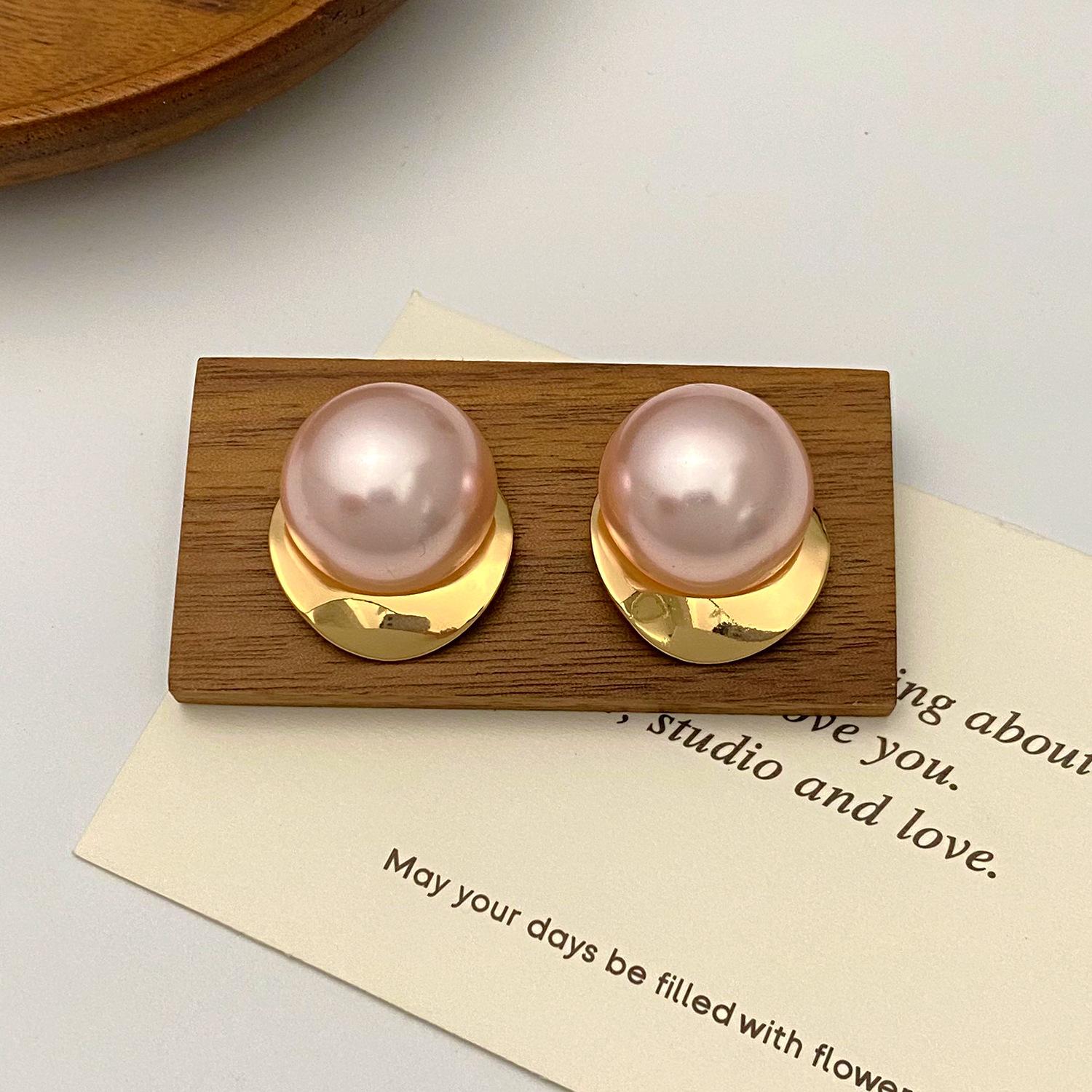 

Модные преувеличенные розовые серьги-пусеты с крупным жемчугом, новые серьги в стиле легкой роскоши, женственные, изысканные, популярные, персонализированные