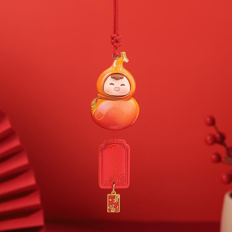 Gourd Shape Resin Car Pendant With Chinese Style Decor For Vehicle Interior Enhancement