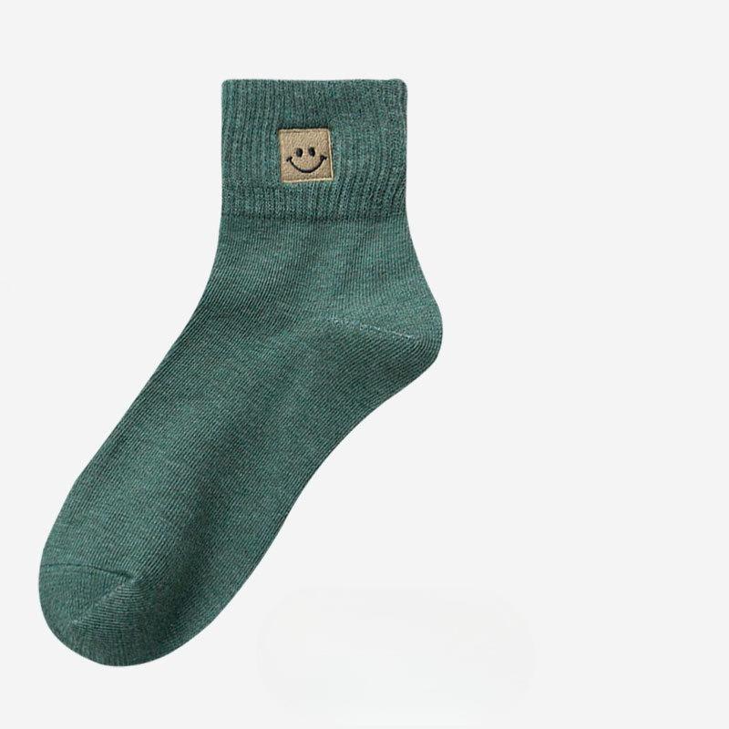 Female Spring and Summer Simple Embroidery Smiling Face All Build In The Tube Cotton Socks