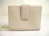 Autentisk Salvatore Ferragamo Gancini lysbeige skinn sølvfarget H/W bifold-lommebok #a701 pusset opp