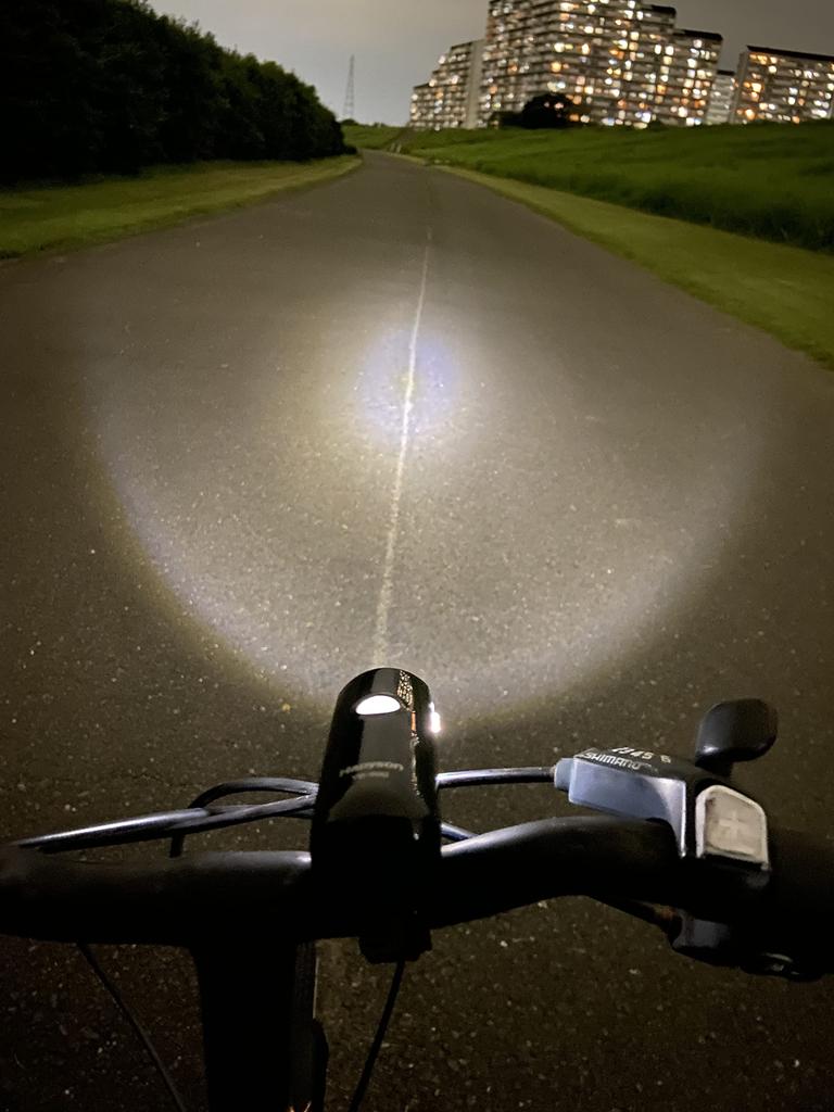 Hapyson Bicycle JIS 800cd Black YB-900K-K Light, Battery-Operated, Standard, (8lx),