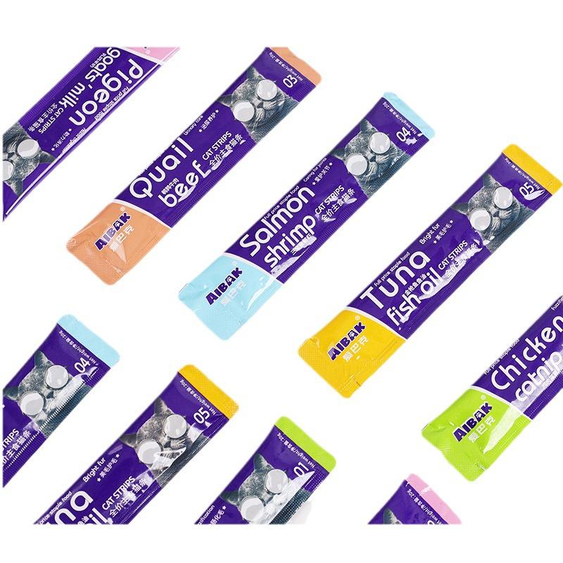 Nutritional Cat Treats: Fresh Sealed Wet Food Sticks and Pouches