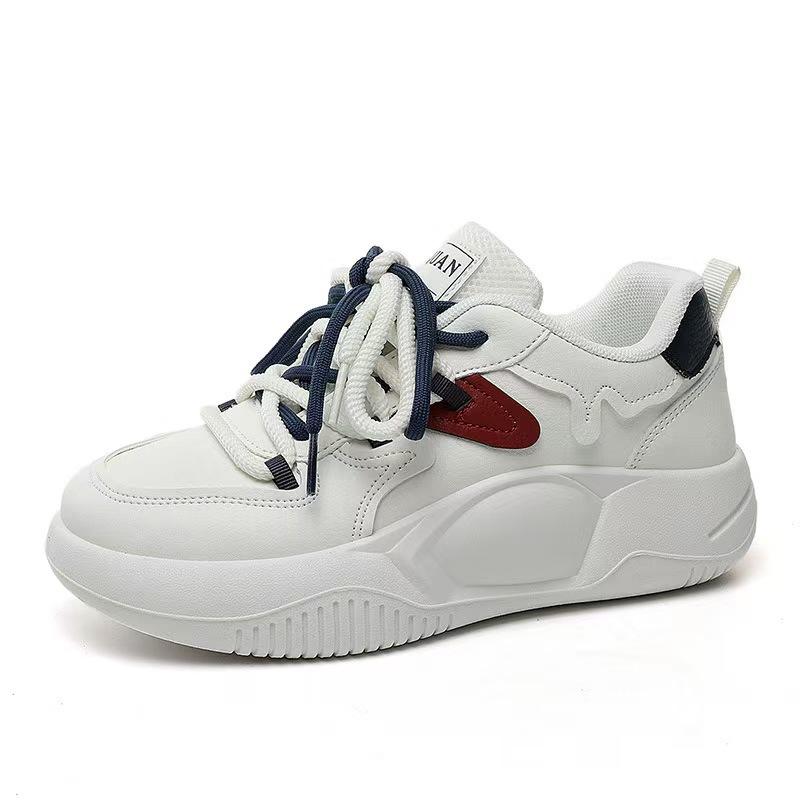 Kleine weiße Schuhe Damen 2025 Herbst neu ins Trend Koreanische Version von Board-Schuhen atmungsaktiv und vielseitig dicksohlig höhenvergrößernd Freizeitschuh