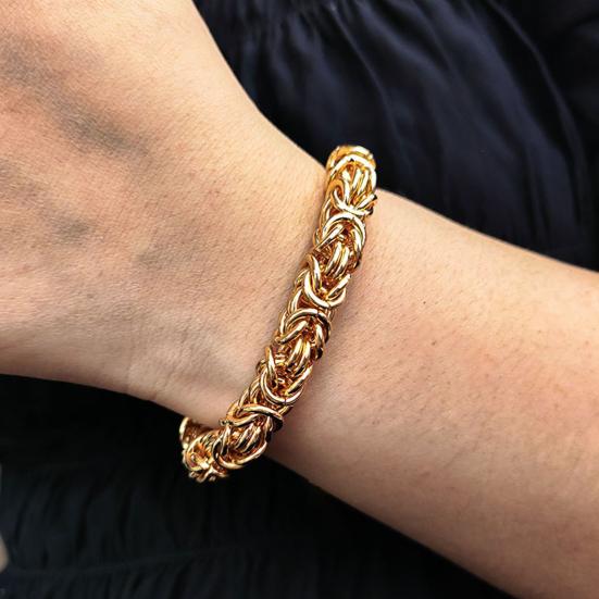 Unisex Byzantine Chain Bracelet Lobster Clip Closure Metal Polished Thick Lightweight Hip Hop Wrist Jewelry Shopping Work Party Dating