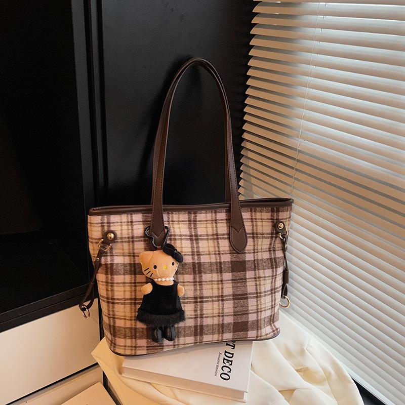 

Autumn and winter woolen plaid class commute large-capacity bag women 2025 autumn new casual shoulder tote bag women no pendant