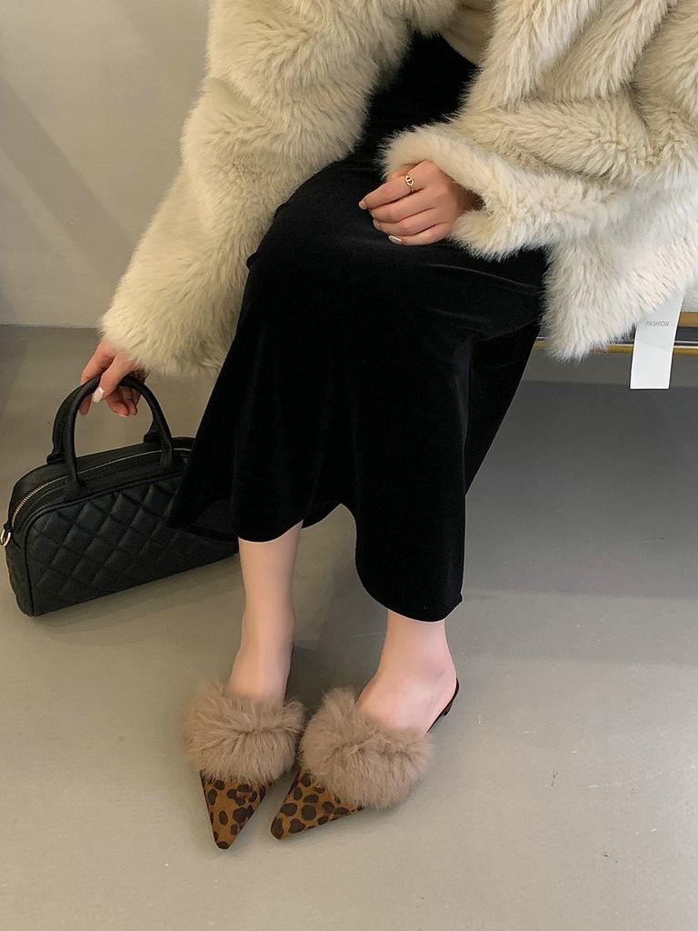 French Pointed Head Velvet Kitten and Female Wear Autumn and Winter Fluffy Shoes Temperament Thick Heel Bag Head Rabbit Hair Sandals