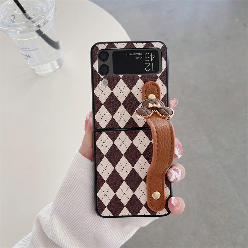 

Милый кожаный браслет-чехол для телефона для Samsung Galaxy Z Flip 4 3 5, защитный чехол с клетчатым узором для Flip5 Flip3 Flip4 5G Samsung Z flip 5 коричневый