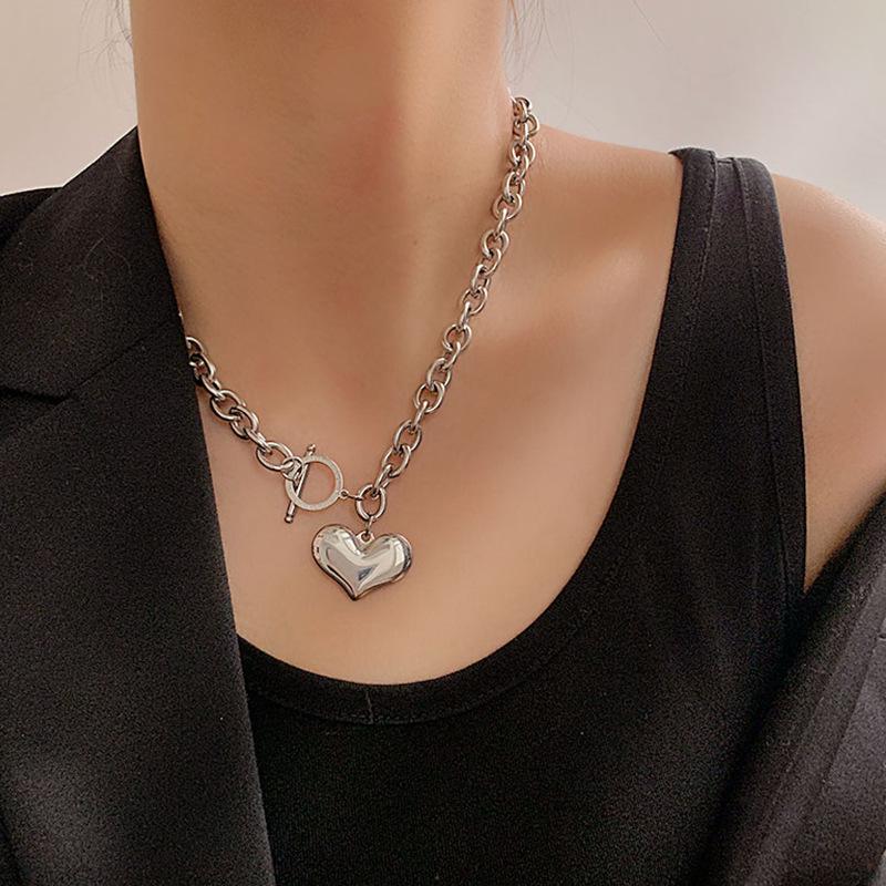 Women's Light Luxury Washable Titanium Steel Hip Hop Clavicle Necklace - Trendy Cold Style Sweater Chain Accessories
