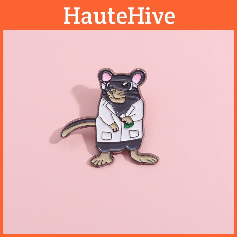 Playful Cartoon Mouse Brooch In Trendy White Coat Design Ideal For Fashionable Gifts And Accessories