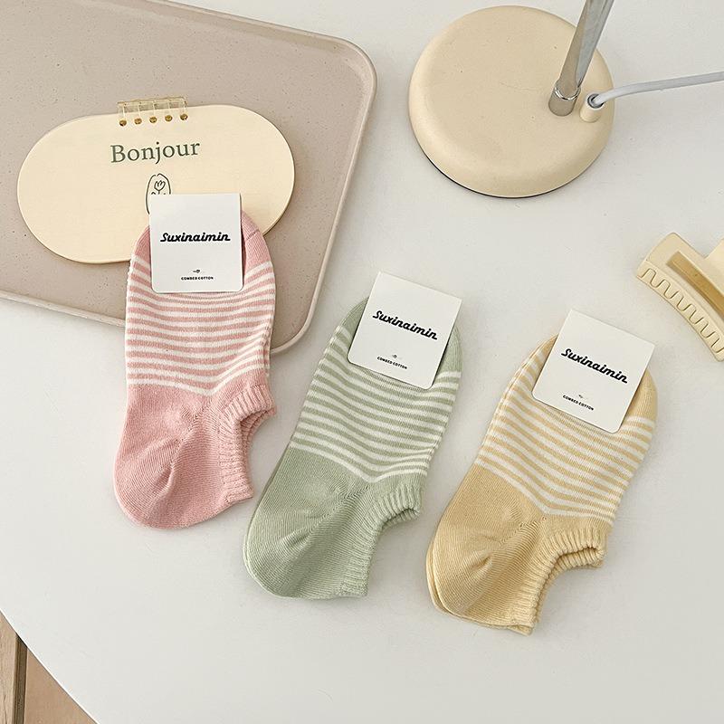5 Pairs of Women's Spring and Summer Style Pinstripes with Light Mouth Cotton Boat Socks