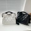 Winter Large Capacity Commuting Handbags New Women's Quilted Patterned Tote Bag Solid Color Single Shoulder Bag Underarm Bag