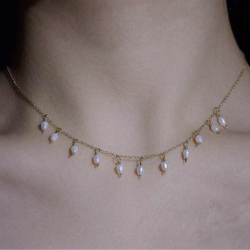 Shijia pearl necklace women's niche design sense fashion temperament collarbone chain neck chain sweater chain bead chain