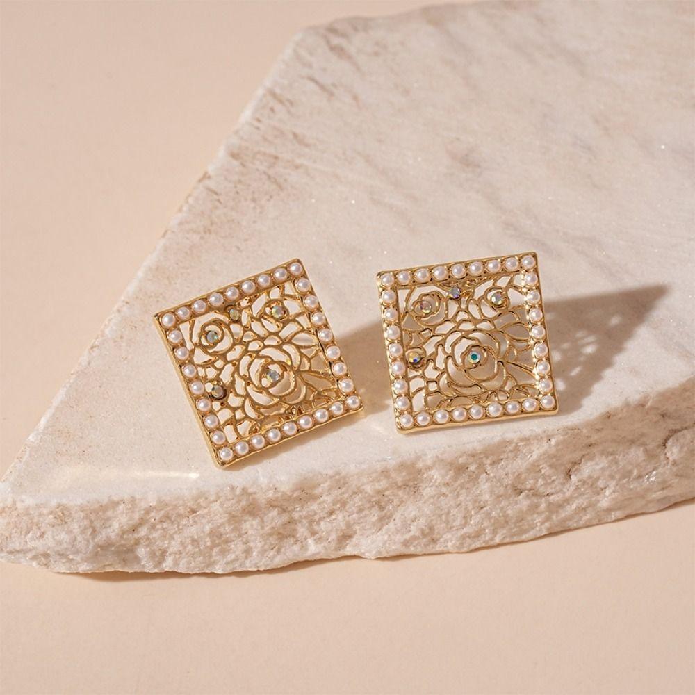 

Flower Geometry Hollow Out Earrings Elegant Vintage Drop Earrings Women золотий