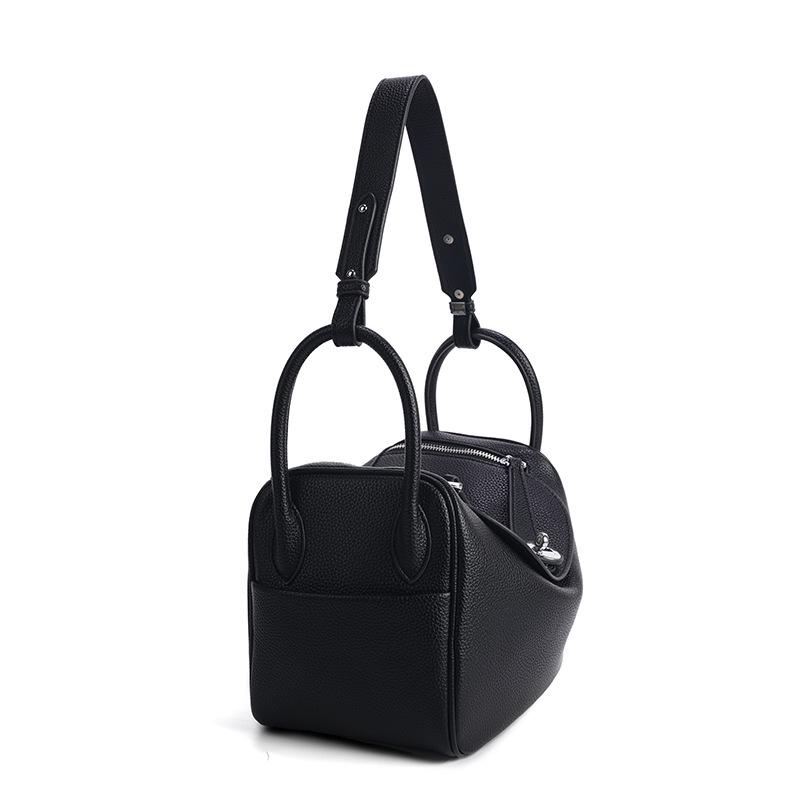 Korean Style Large Crossbody Pillow Bag - Women's High-End Commuting Shoulder Bag