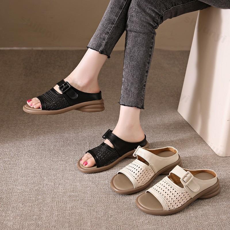 Fashion Women's 2025 Summer Retro Buckle Sandals Hollow Breathable Casual Slippers Comfortable Low Heel Fashion Lightweight Cool Shoes