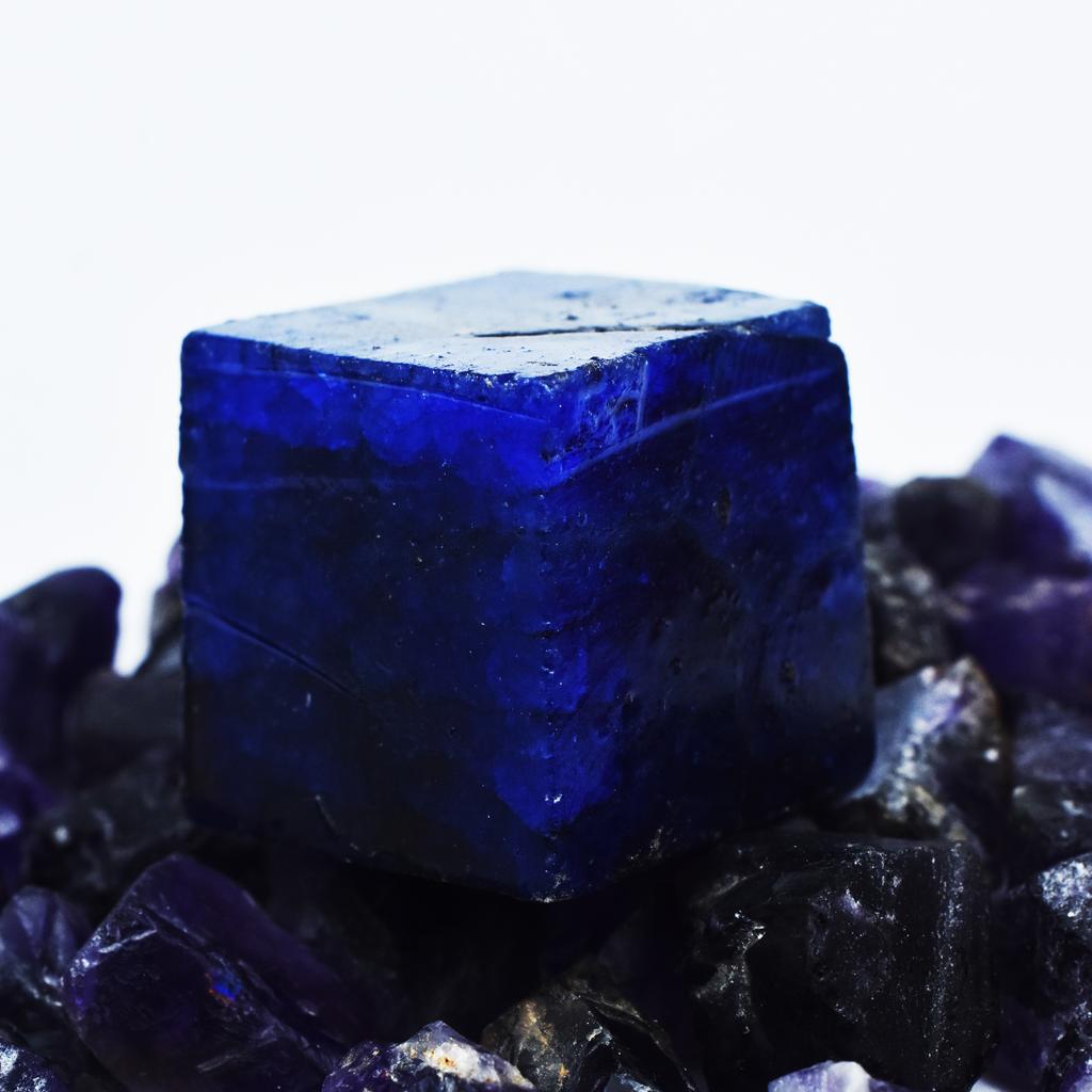 Natural Blue Tanzanite Loose Gemstone 110 ct Uncut Raw Rough for Lapidary and Gem Collections