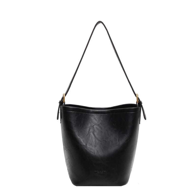 This Year, the Popular Hand-carried Bucket Bag 2025 New Women's Bag Korean Version Trendy Shoulder Bag Niche High-end Messenger Bag