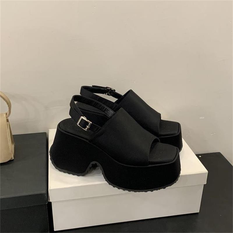 

Темперамент увеличивает однословные тапочки с открытым носком для отпуска, пляжные сандалии, женские, универсальные, повседневные, черные, на толстой подошве, крутые тапочки 40 чёрный