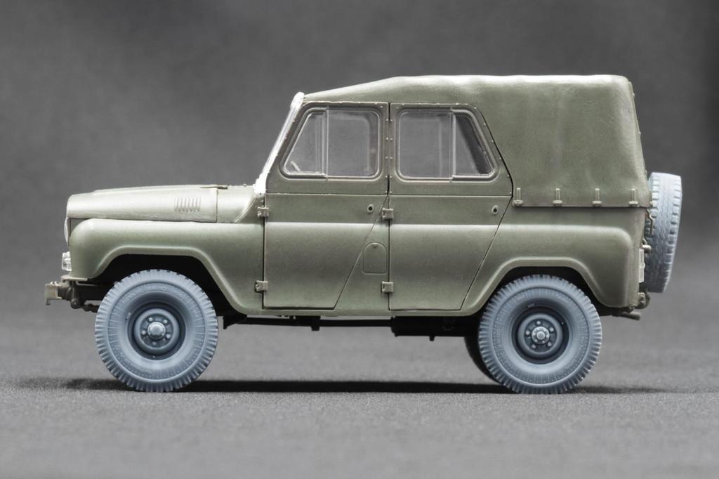 Wheel Set Plastic Model Parts SCXWM35007 Scale-X 1/35 UAZ-469 (5 pieces) (for Trumpeter) (Military Vehicle)