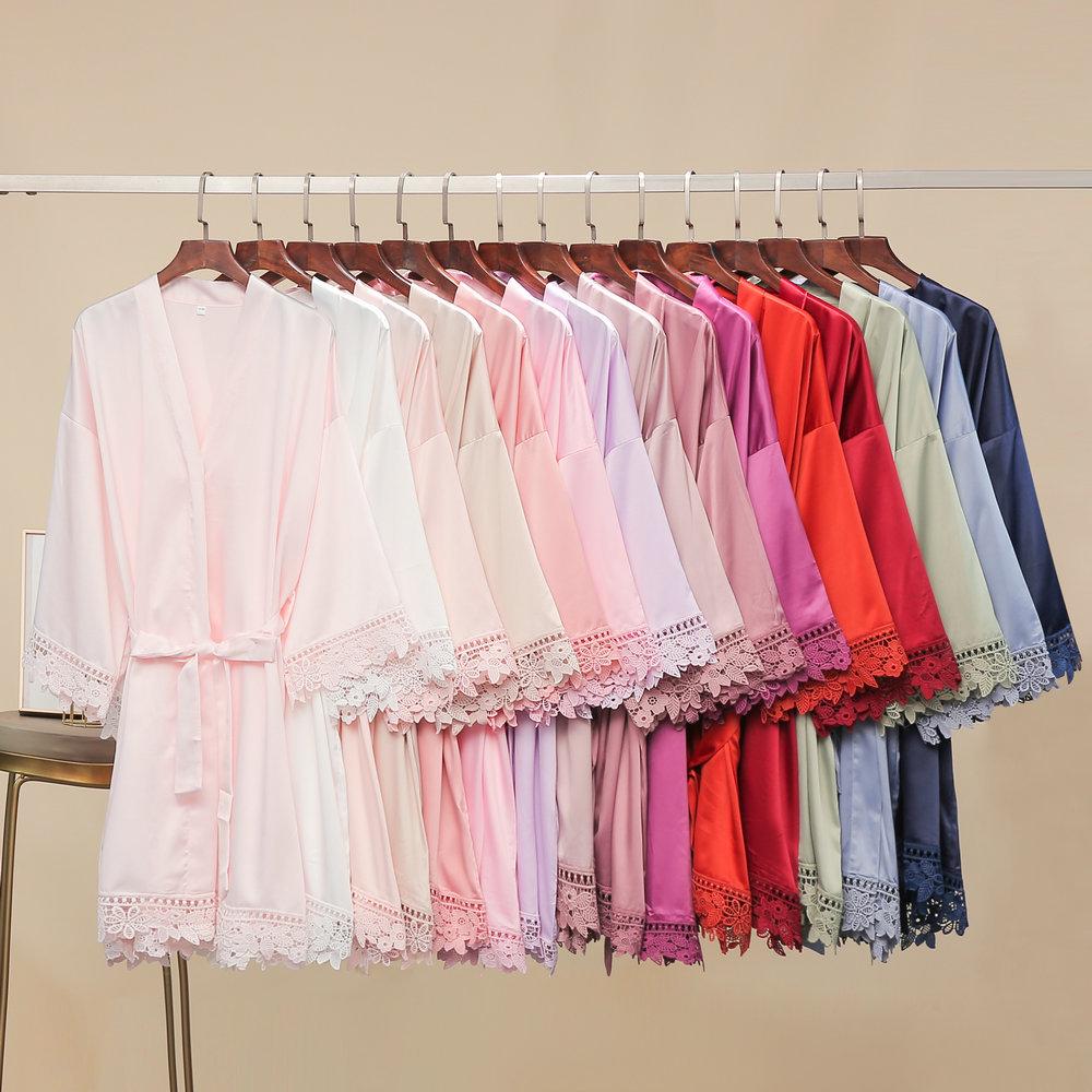 15 Koronkowych Szlafroków: Poranne, Ślubne i Druhen Satynowe Koszule Nocne z Matowym Wykończeniem