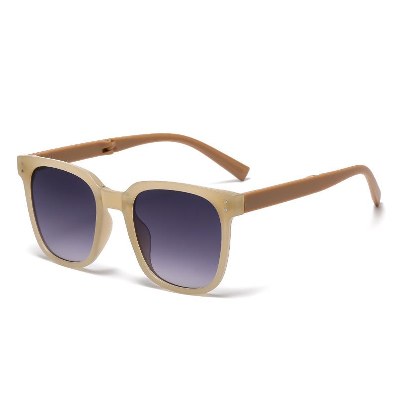 Sunglasses folding UV protection square face round face men's and women's sunglasses sunglasses folding selling points