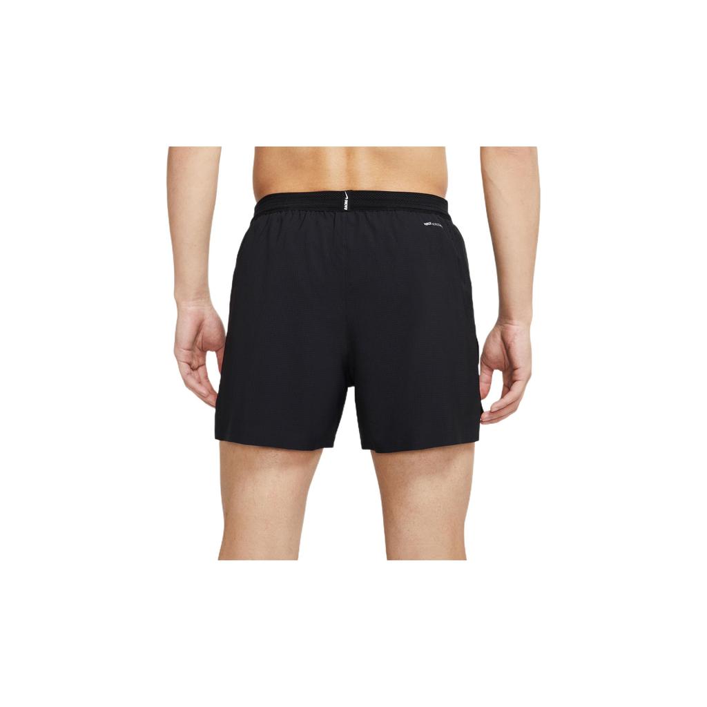 Nike Pantaloni scurți pentru alergare Aeroswift 4" Pantaloni negru pentru bărbați CJ7841-010
